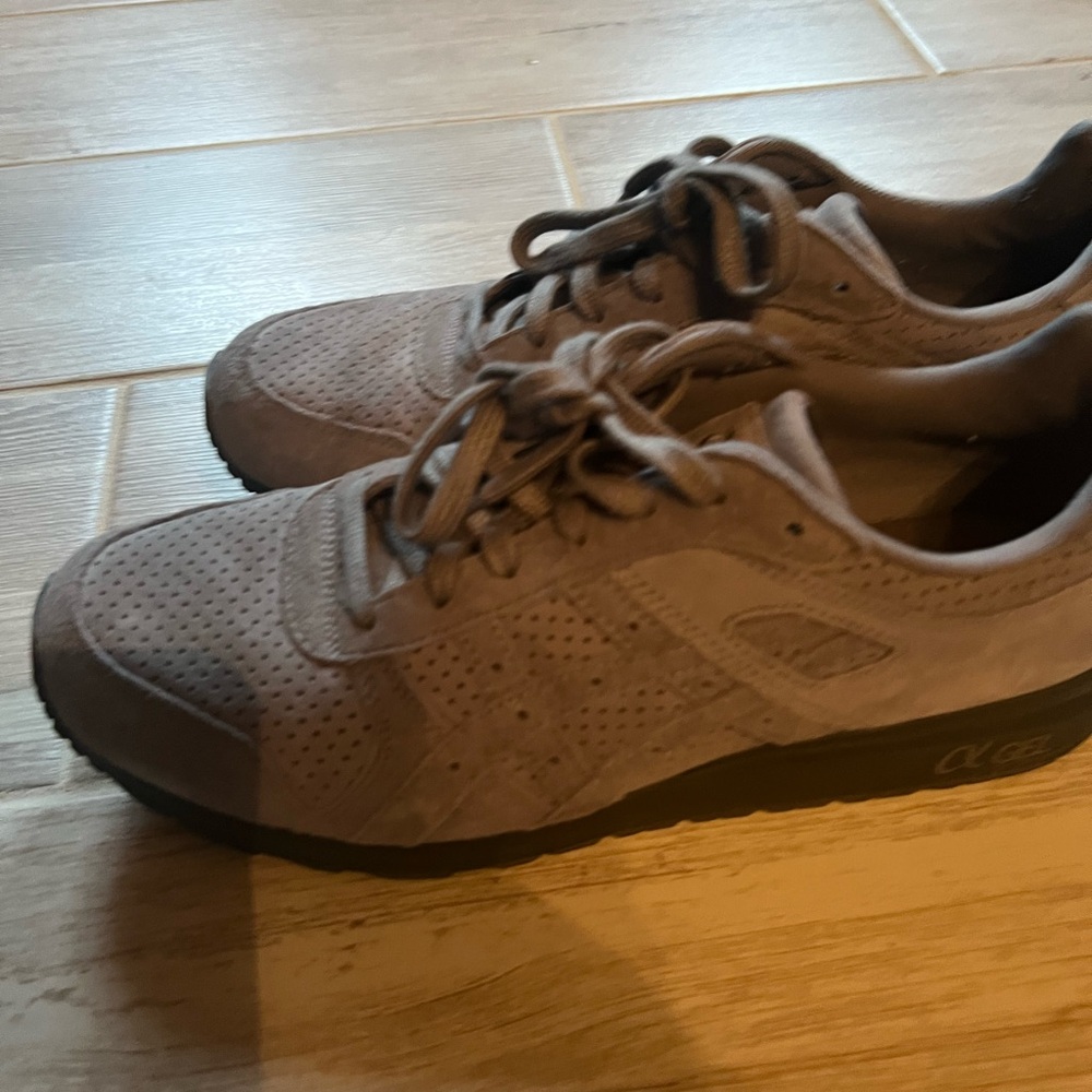 Men's ASICS Gray Sneakers Gel - Picture 2 of 6